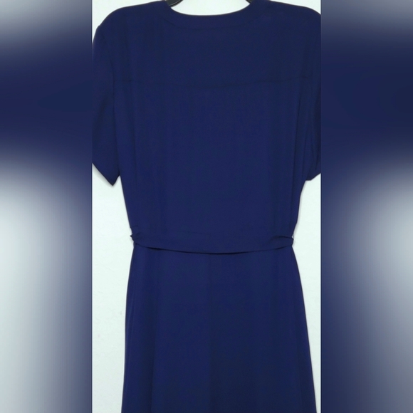 Navy blue dip dress, never worn. Size large - Picture 9 of 10